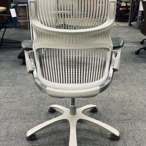 PreOwned Knoll Generation Task Chair - Image 4