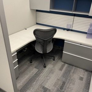 Used Knoll Morrison 6'6"x6'6" Cubicles - Image 3